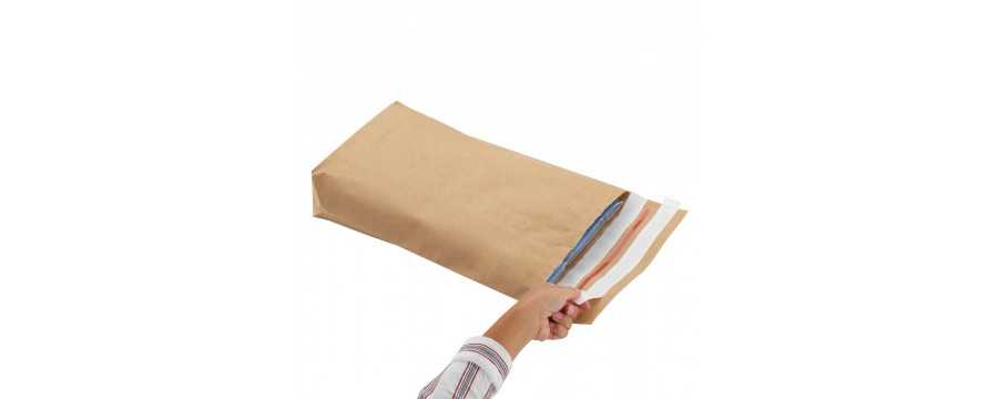 1 Pochette en papier kraft "aller/retour" à soufflet de fond